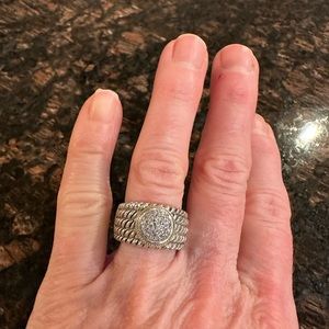 Sterling silver ring with chips. Size 5 1/2